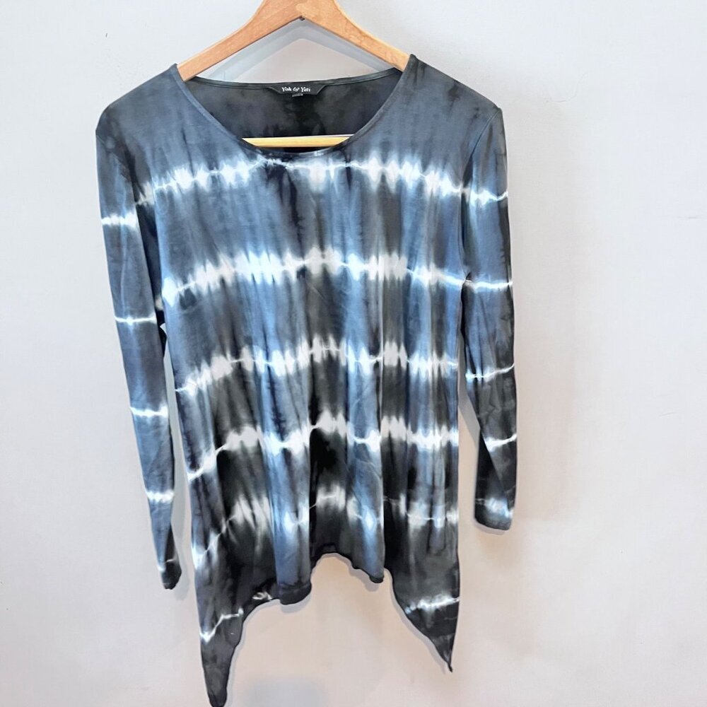 Yak & Yeti Asymmetrical Hem Lagenlook‎ Tie-Dye Long Sleeve T-shirt- Size S